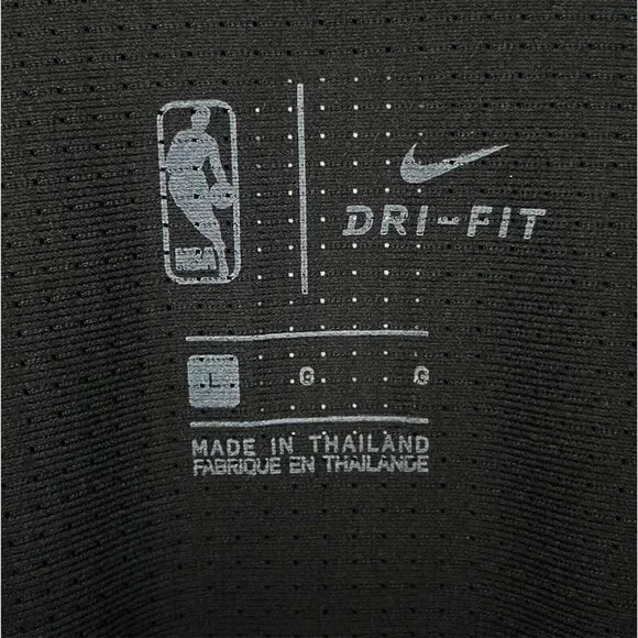 Atlanta Hawks NBA Basketball Nike Dri-Fit Black Men’s Large Long Sleeve Shirt - Picture 5 of 5